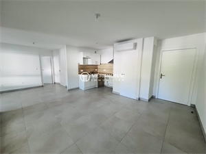 appartement à la vente -   30000  NIMES, surface 52,1 m2 vente appartement - APR745468